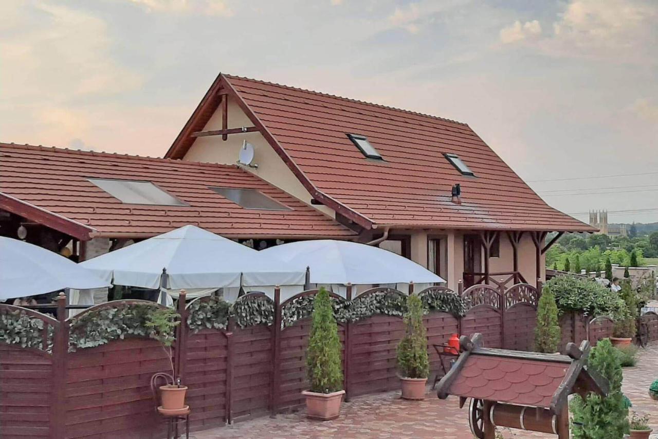 Barackos Wellness Villa Fot Ngoại thất bức ảnh
