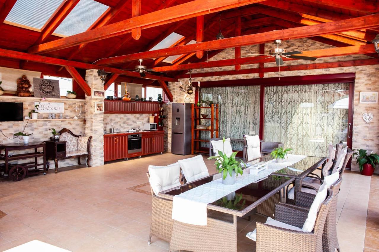 Barackos Wellness Villa Fot Ngoại thất bức ảnh